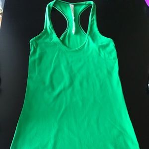Lululemon tank